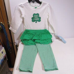 Baby St. Patrick’s Day “Daddy’s lucky charm” green strips (2pc) set